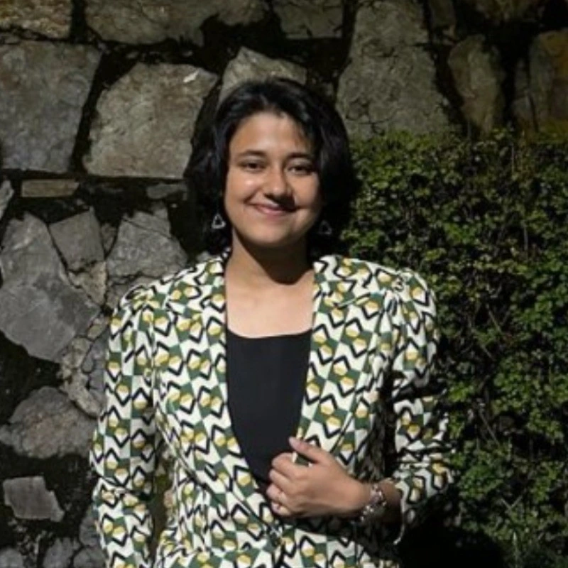 Nivi Jha